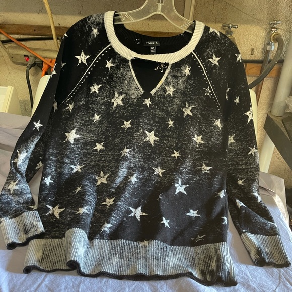 Torrid long sleeve shirt